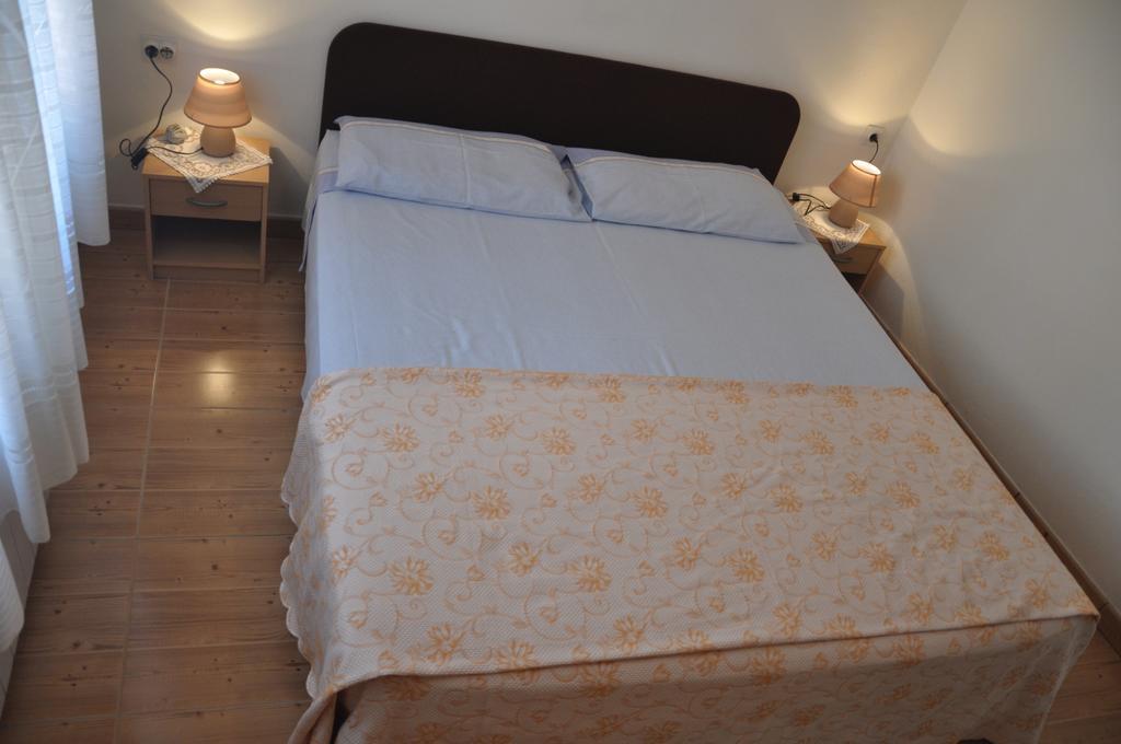Franko Apartmani Zambratija  Eksteriør bilde