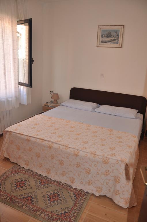 Franko Apartmani Zambratija  Eksteriør bilde