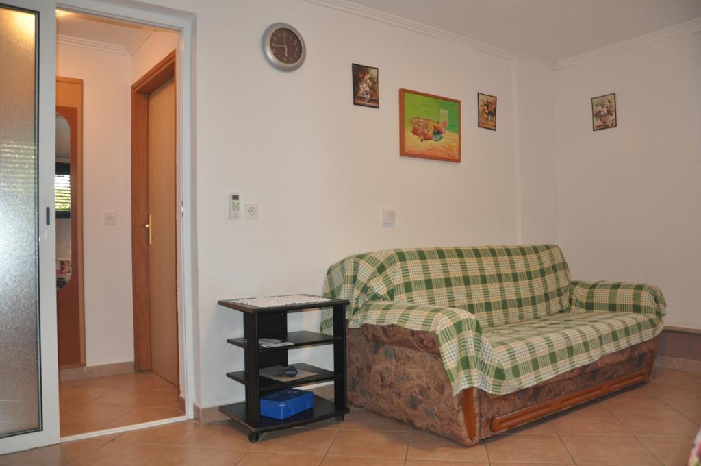 Franko Apartmani Zambratija  Eksteriør bilde