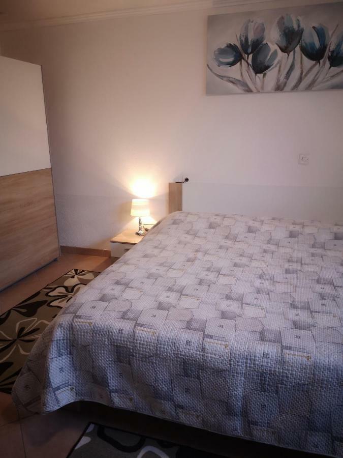 Franko Apartmani Zambratija  Eksteriør bilde